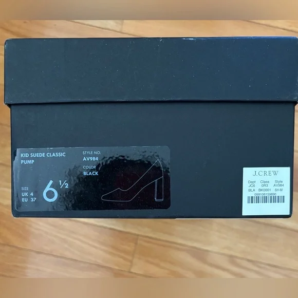 New in box J. Crew Black Kid Suede Classic stacked Heel Pumps (6) - Picture 4 of 10